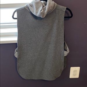 Great condition grey top